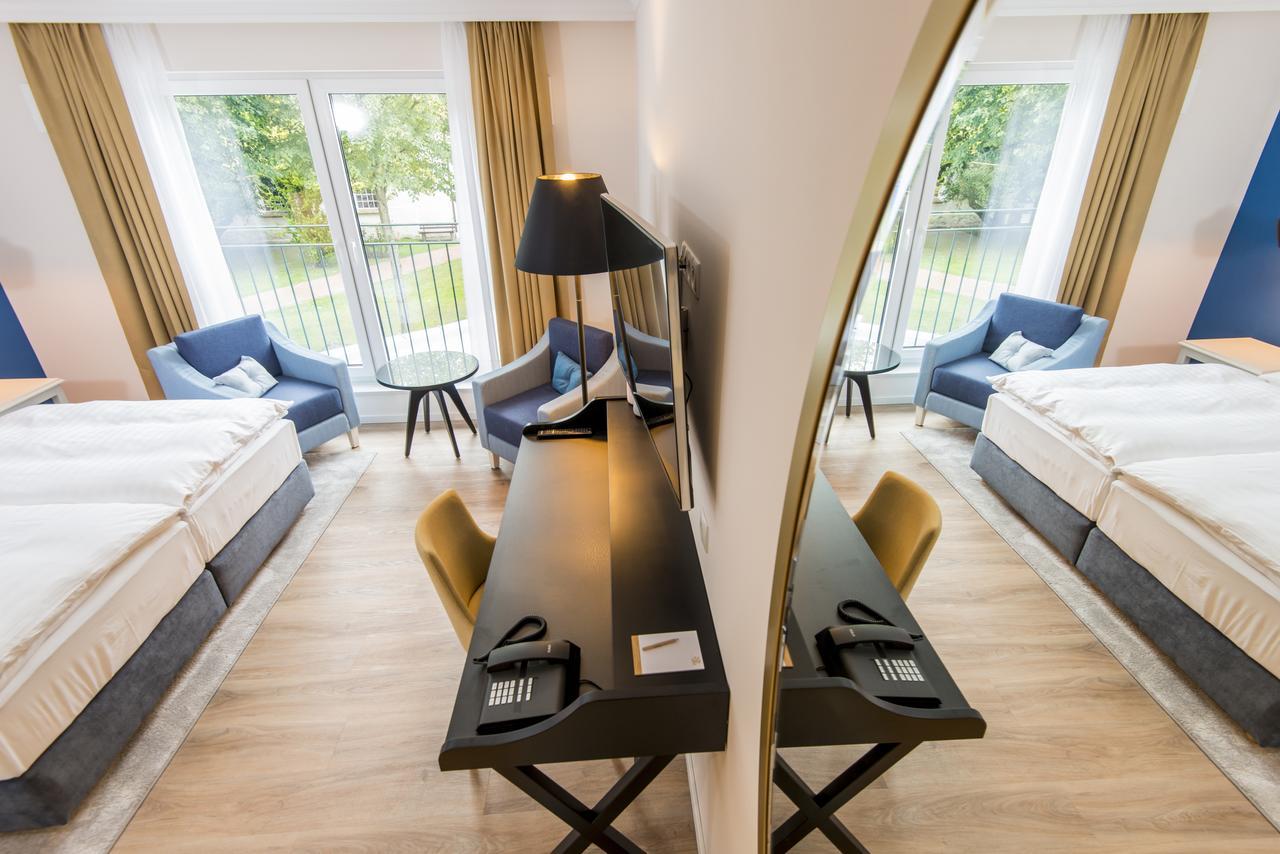 Boutique-Hotel Zur Alten Post Busum Ngoại thất bức ảnh